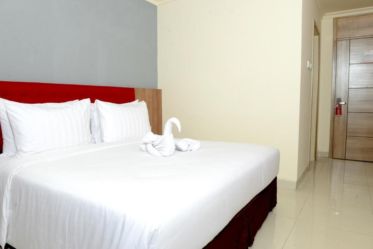 Moritz Hotel Rsab Harapan Kita Giacarta Esterno foto