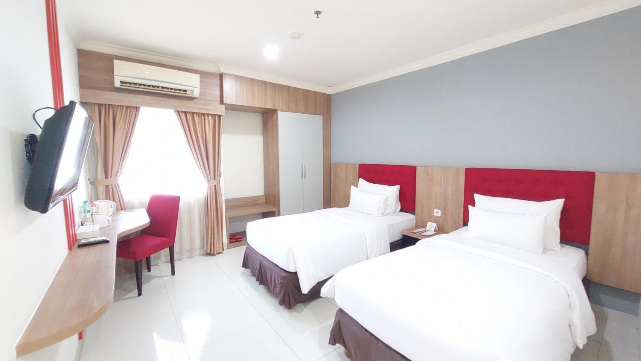 Moritz Hotel Rsab Harapan Kita Giacarta Esterno foto