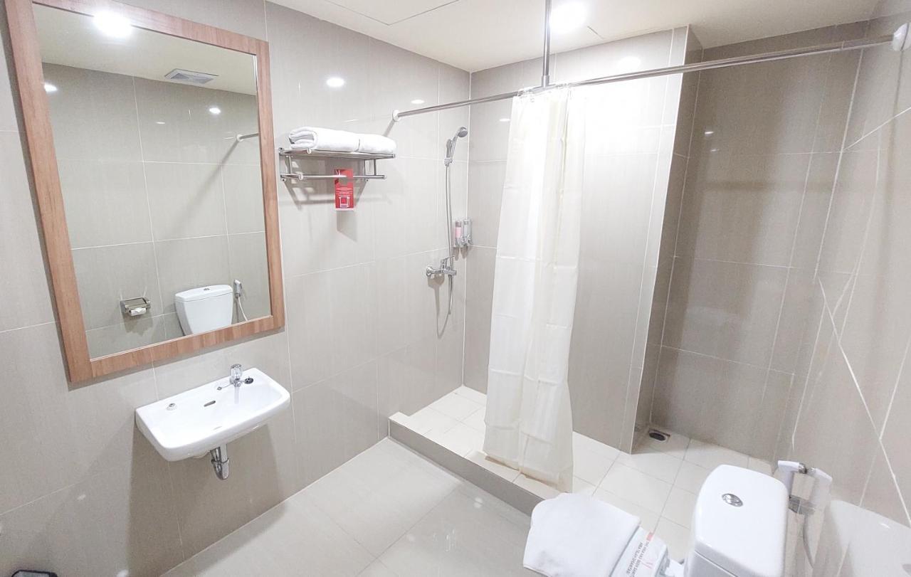 Moritz Hotel Rsab Harapan Kita Giacarta Esterno foto
